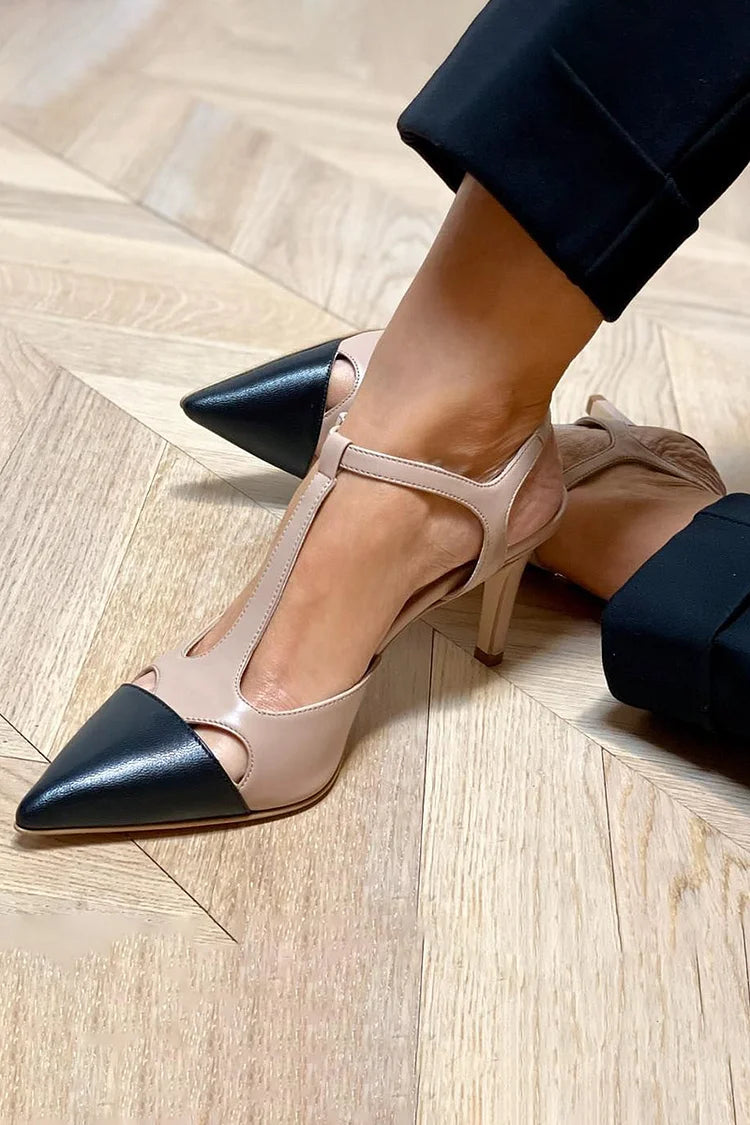 VALENTINA | ZAPATILLAS BICOLOR CON CORREA: CLASE Y CONTRASTE EN UN ÍCONO CONTEMPORÁNEO
