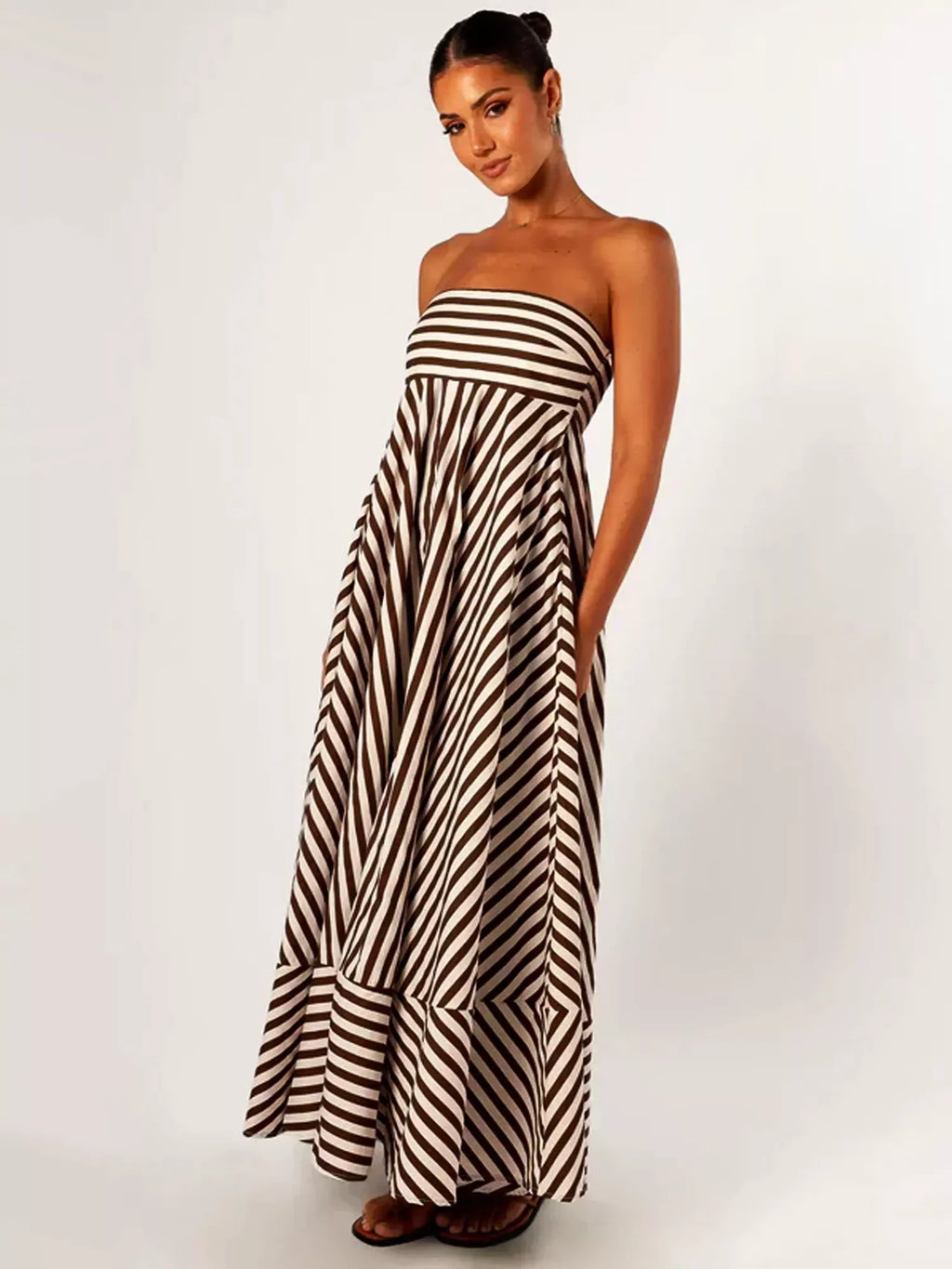 Damaris | Vestido Maxi Fruncido: Comodidad y Elegancia