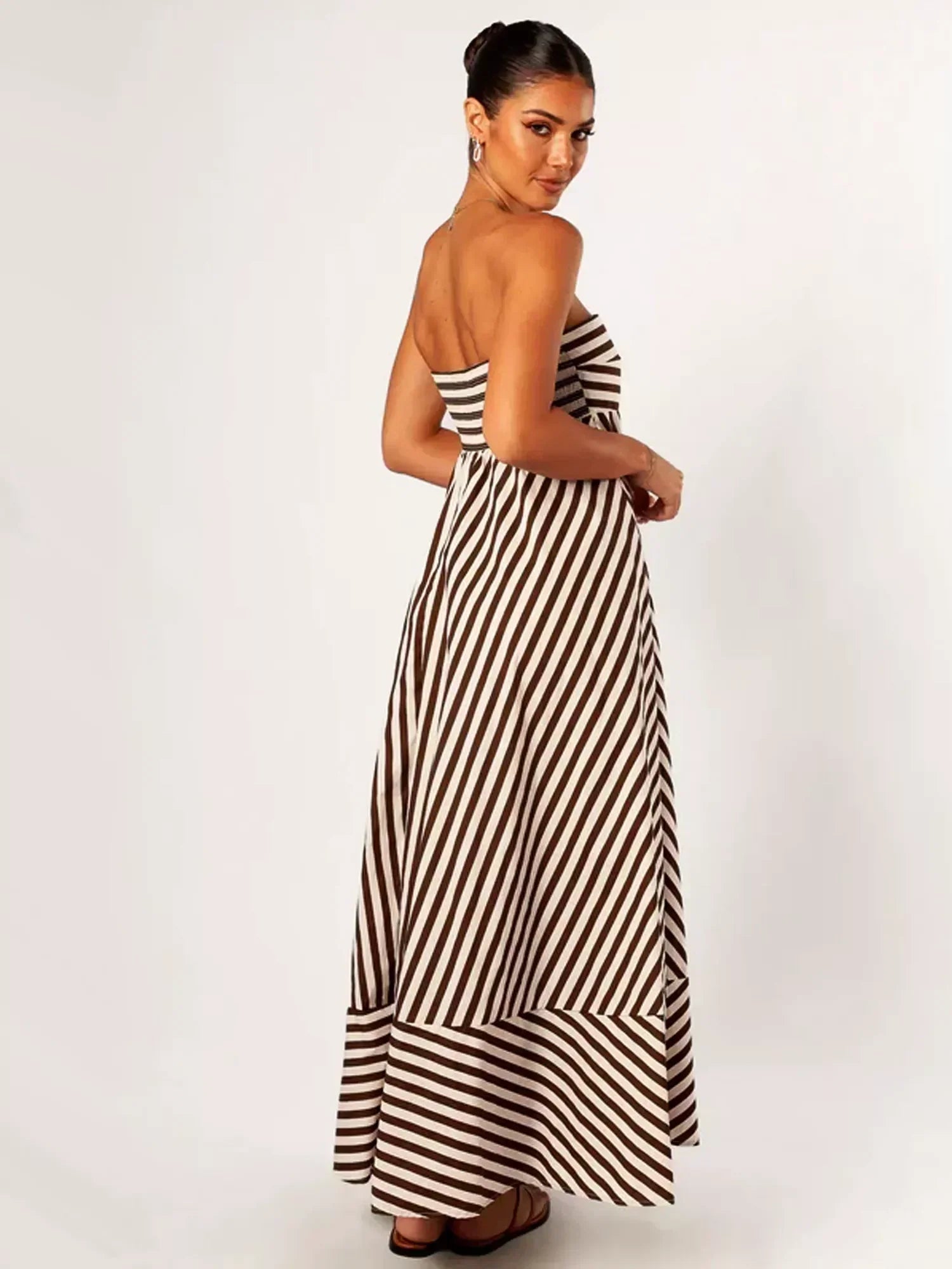 Damaris | Vestido Maxi Fruncido: Comodidad y Elegancia