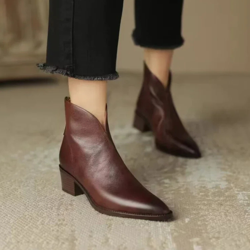 BOTINES DE PIEL ESENCIALES