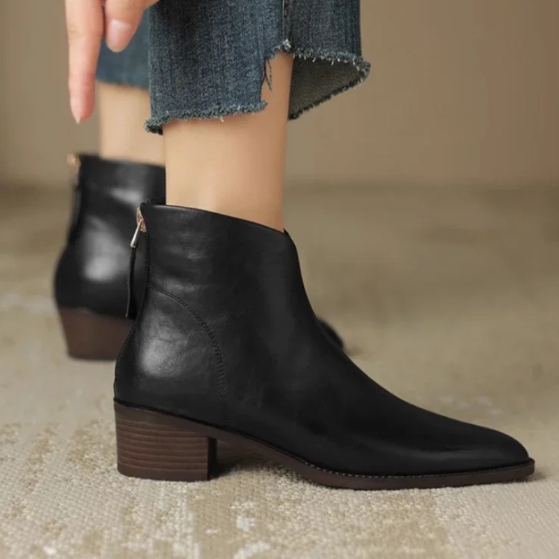 BOTINES DE PIEL ESENCIALES