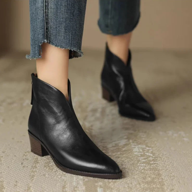 BOTINES DE PIEL ESENCIALES