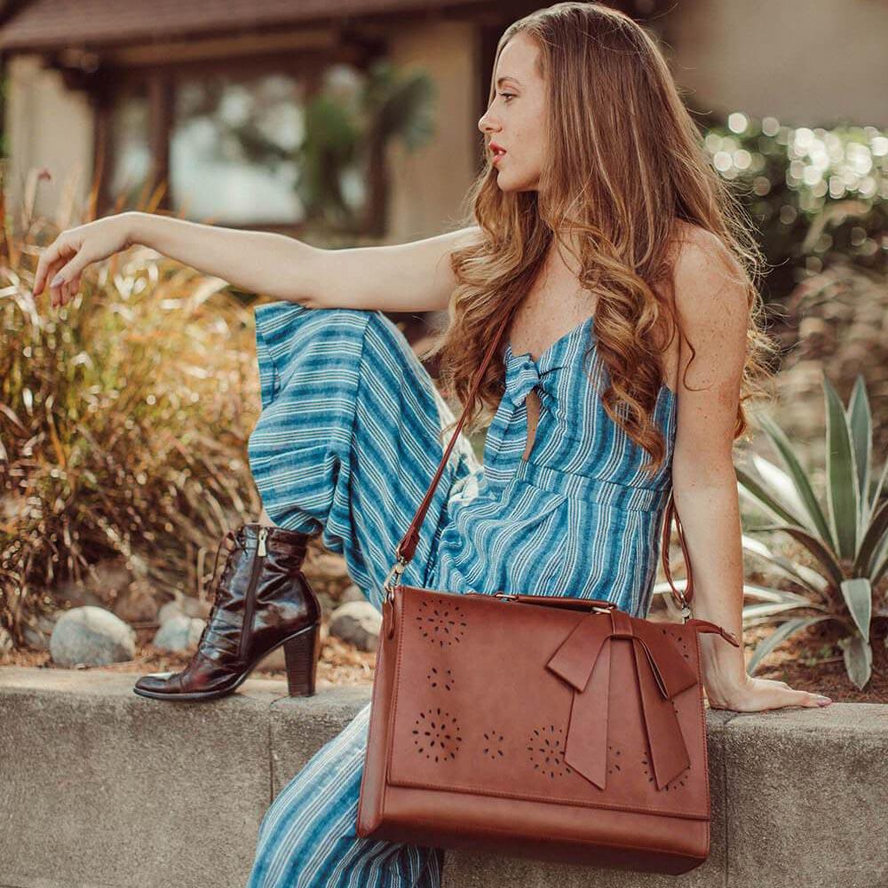Bernadette – Bolsa de bandolera con moño