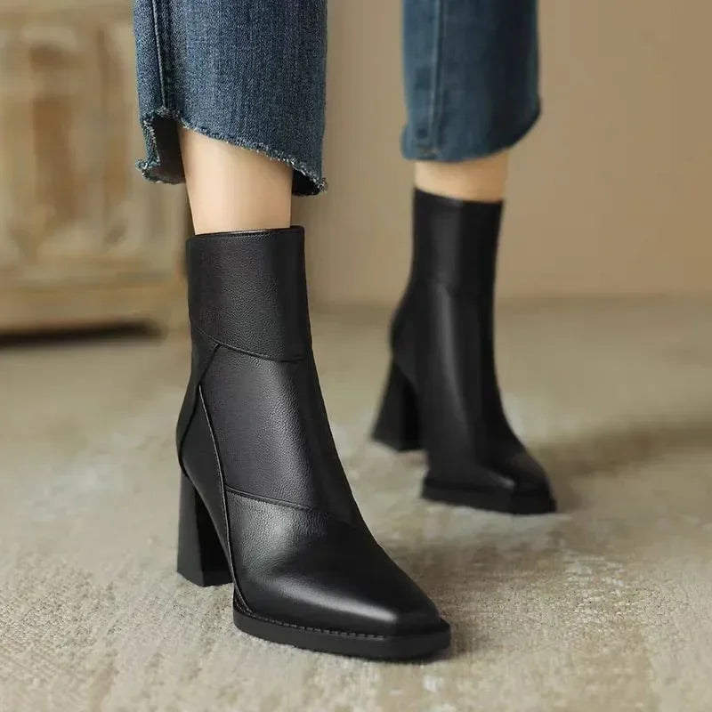 BOTAS CHELSEA DE INSPIRACIÓN GÓTICA