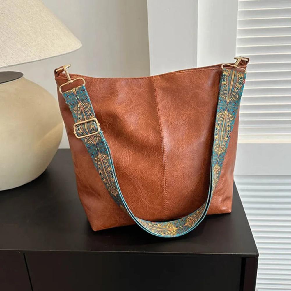 Greta - Bolsa de Piel Vintage con Correa Elegante