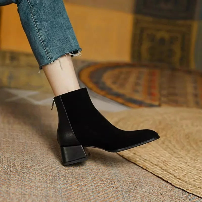 BOTAS EN PIEL TEXTURIZADA (GELÉ)