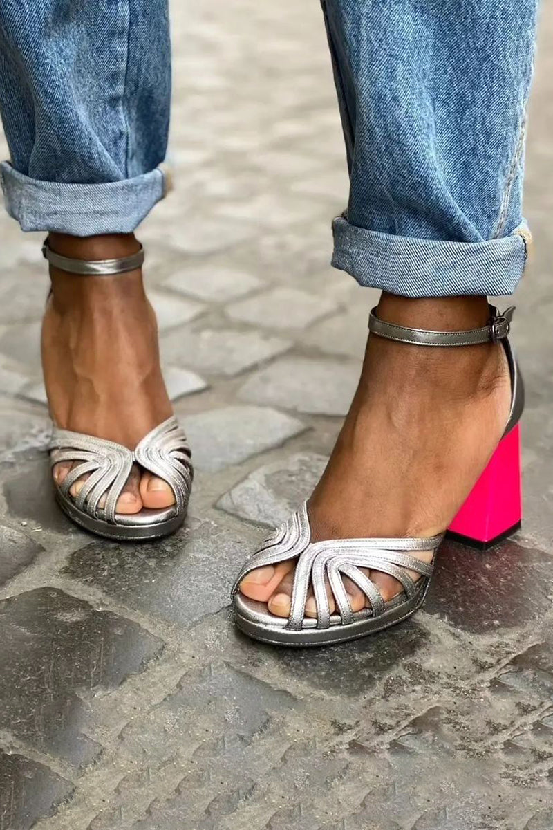 Naelle™ | Sandalias Brillantes con Tacón Grueso y Hebilla Elegante