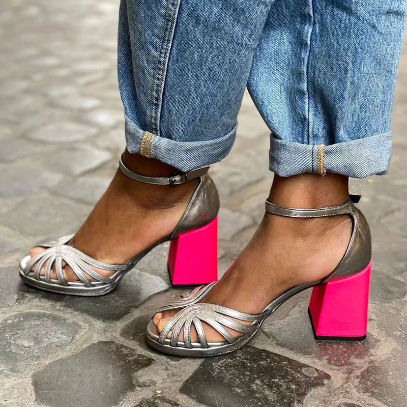 Naelle™ | Sandalias Brillantes con Tacón Grueso y Hebilla Elegante